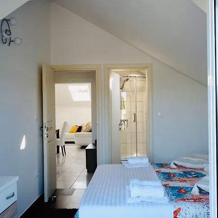 Appartement Tonika *