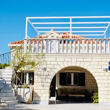 Apartament Tonika