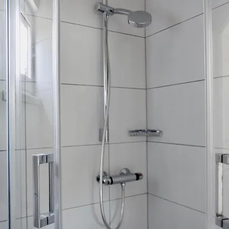 Tonika דירה *