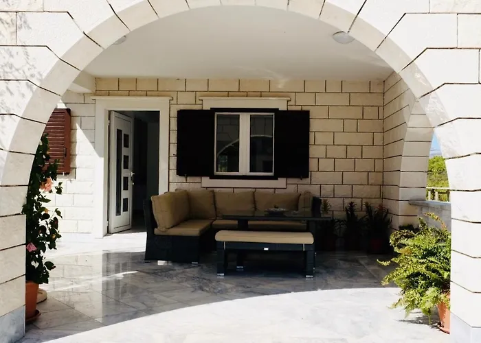 Tonika Apartment Povlja (Brac)