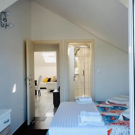 Tonika شقة بوفليا